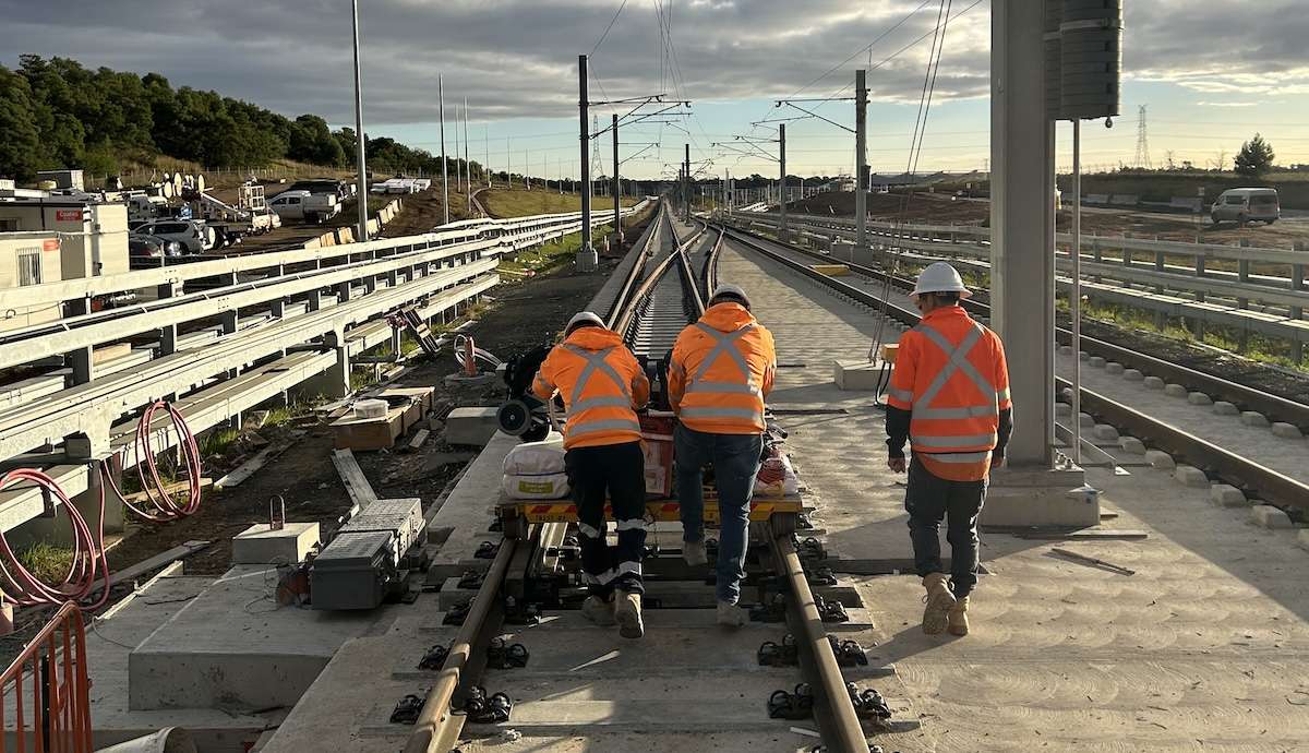 Slabtec-crack-repair-rail